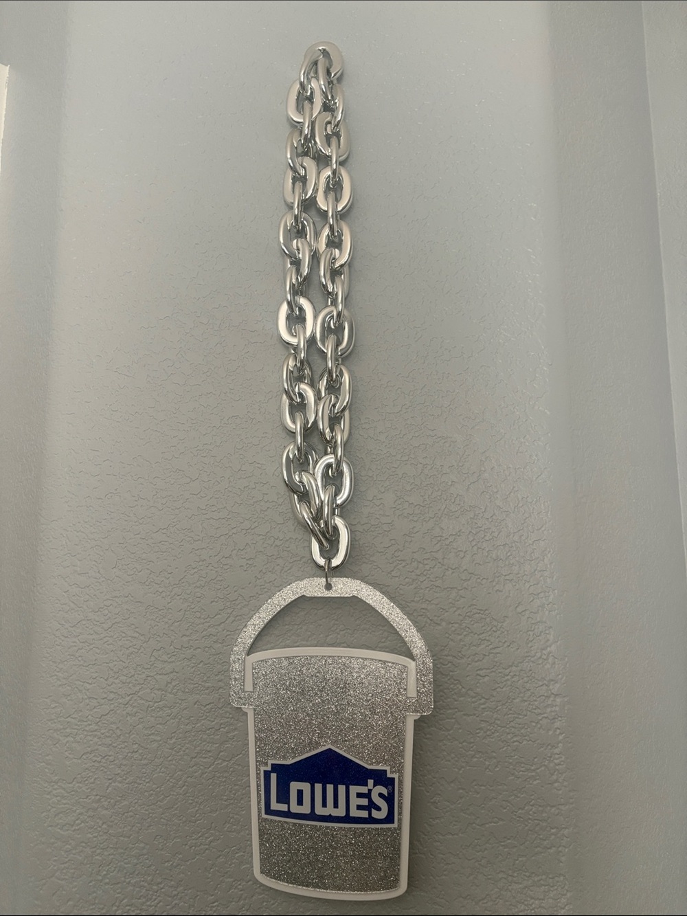 Lowes bucket chain. Unopened. (See pics)